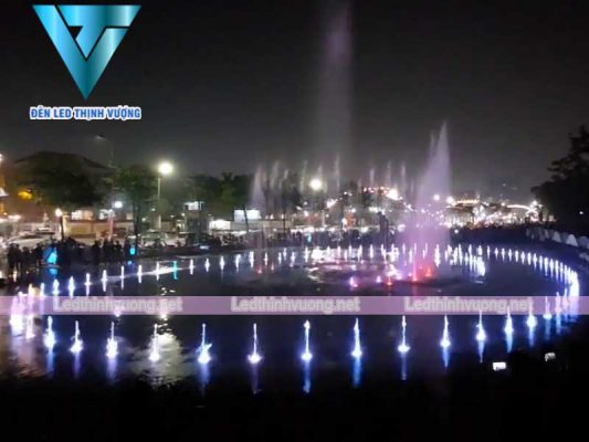 Đèn led âm nước DMX lắp đặt cho quảng trường nhạc nước Tp Vinh 3